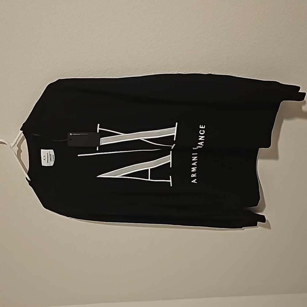 Brand new men's sweater color black Size medium
